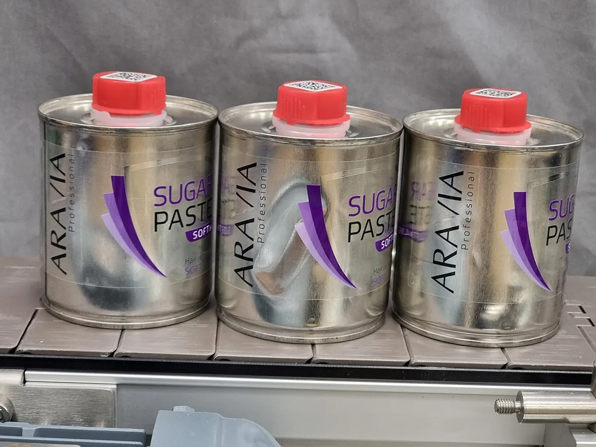 Верхняя и боковая маркировка металлических банок аппликатором Savema