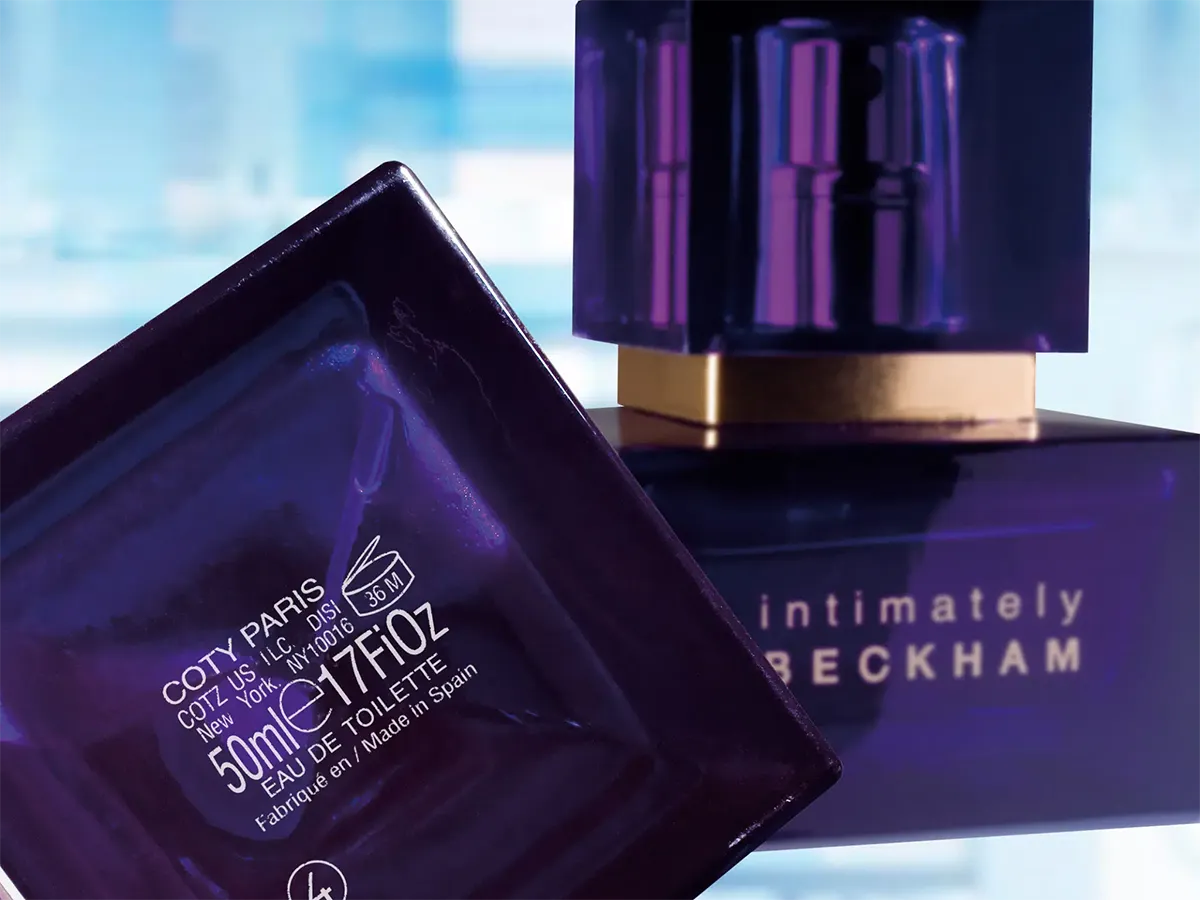 Лазерная маркировка технической информации на стеклянном флаконе